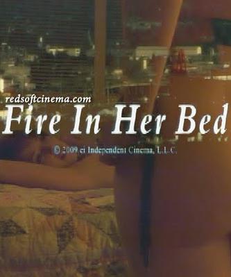 欲火在她的床上燃烧